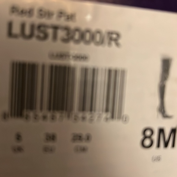 Women’s Red Thigh High Faux Patent Boots Size 8 M - Picture 12 of 12